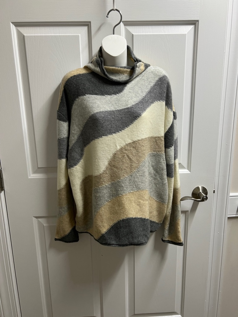 Kerisma sweater women’s Wave Pattern Cowl Neck Sweater Cream Gray Tan S M